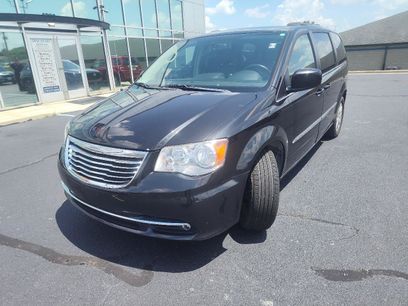 Used 2016 Chrysler Town & Country Touring