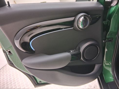 Used 2024 MINI Cooper S FWD image 33