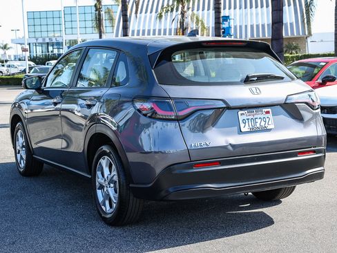 Used 2025 Honda HR-V LX image 4