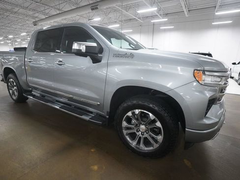 Certified 2024 Chevrolet Silverado 1500 High Country w/ Technology Package AWD/4WD image 35