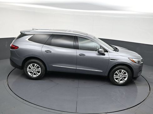 Used 2020 Buick Enclave Essence w/ Sound and Sites Package FWD image 16