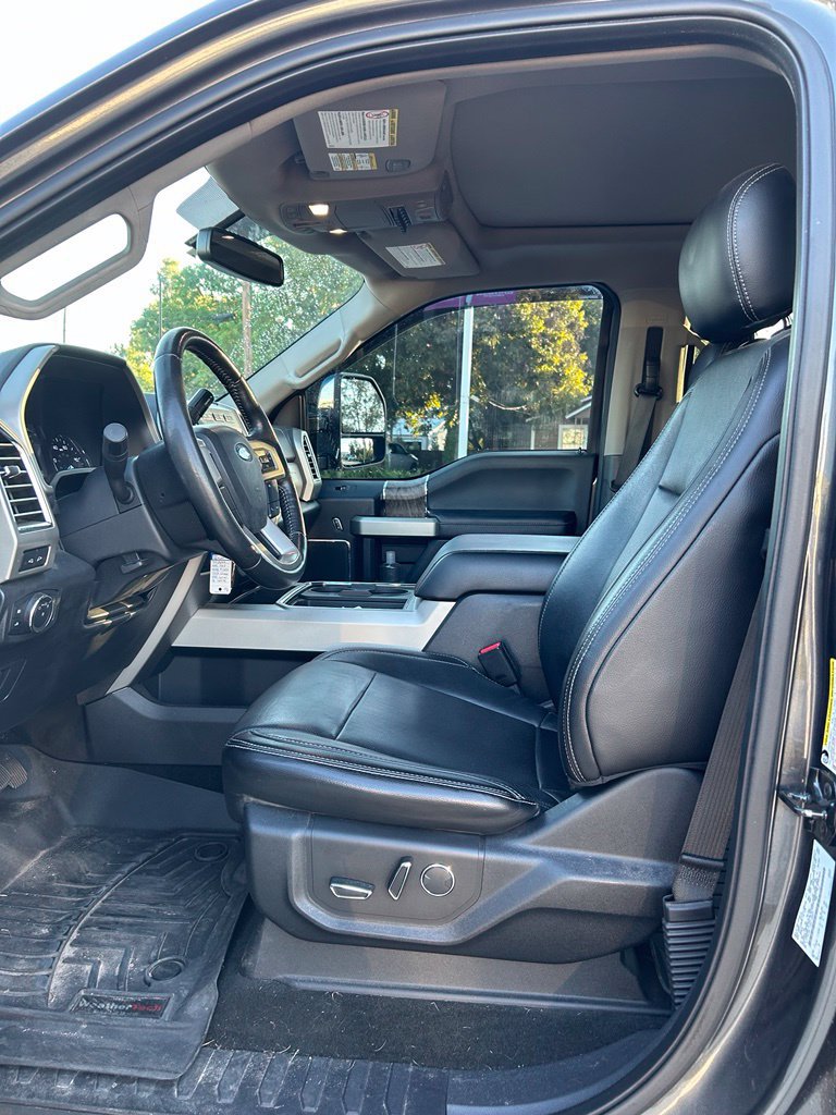 Used 2017 Ford F250 Lariat w/ Chrome Package AWD/4WD image 17