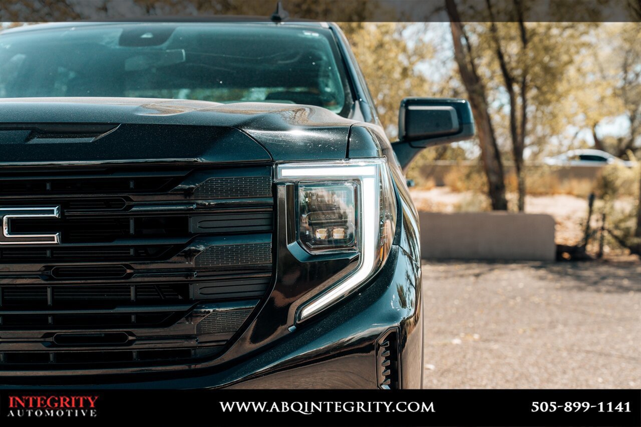 Used 2024 GMC Sierra 1500 Elevation w/ LPO, Elevation Black Package AWD/4WD image 11