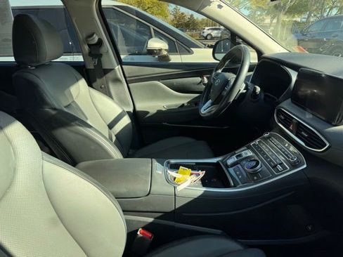 Used 2023 Hyundai Santa Fe SEL w/ Premium Package image 8