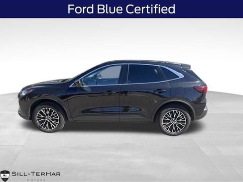 Certified 2026 Ford Escape SE FWD image 1