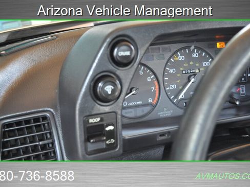 Used 1990 Acura Legend L image 39