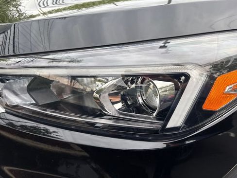 Used 2021 Hyundai Tucson SEL w/ Cargo Package AWD/4WD image 2