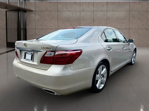 Used 2010 Lexus LS 460 image 5