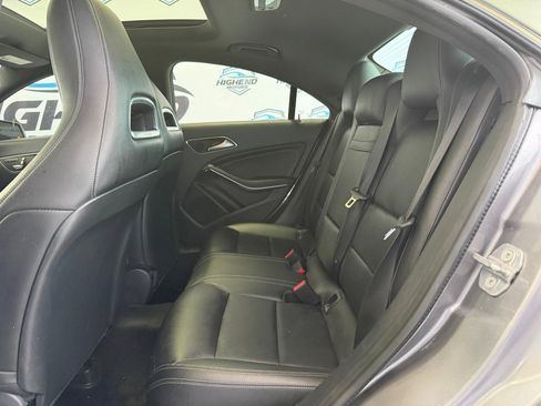 Used 2018 Mercedes-Benz CLA 250 CLA250 4MATIC w/ Premium Package image 19