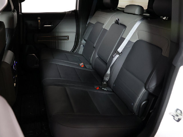 Used 2024 GMC Hummer EV 3X w/ LPO, Roof Cross Rail Package AWD/4WD image 14