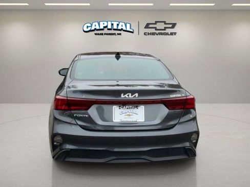 Used 2023 Kia Forte LXS image 4