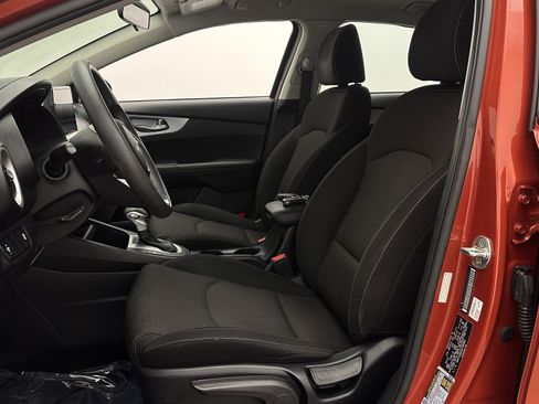 Used 2022 Kia Forte LXS image 12