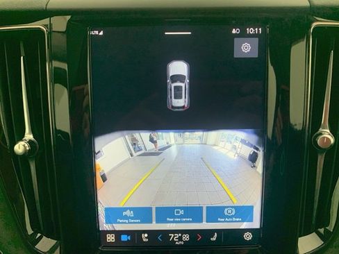 Certified 2024 Volvo XC60 B5 Core image 18