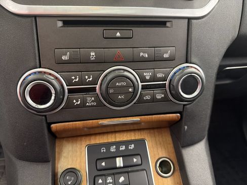 Used 2015 Land Rover LR4 HSE AWD/4WD image 22