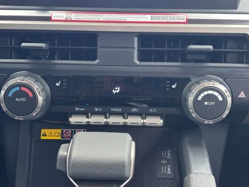 New 2025 Toyota Tacoma SR5 image 9