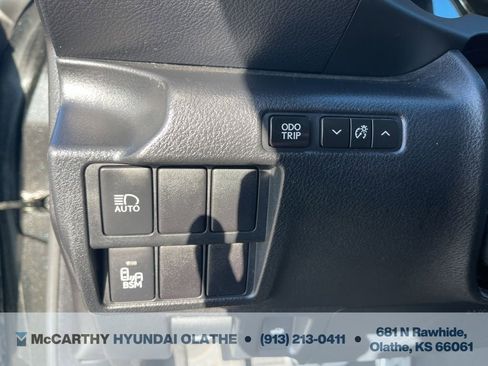 Used 2018 Lexus IS 300 F Sport w/ F Sport Package image 21