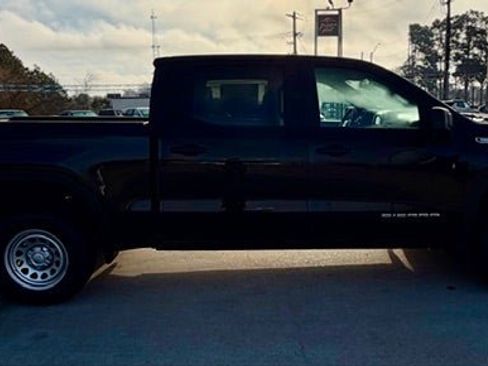 New 2026 GMC Sierra 1500 Pro w/ Pro Value Package image 2