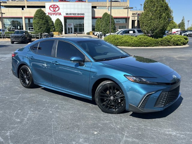 Used 2026 Toyota Camry SE w/ Multimedia Upgrade Package FWD image 2
