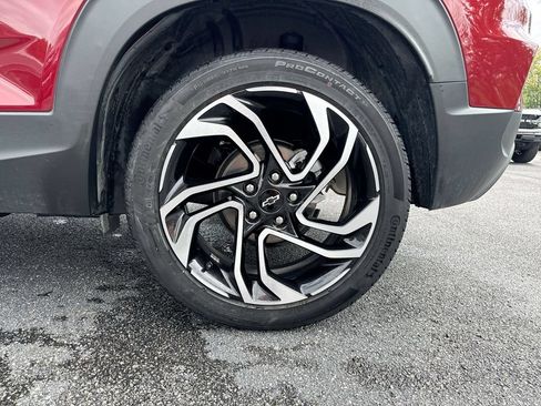 Used 2025 Chevrolet TrailBlazer RS w/ Convenience Package FWD image 26