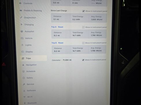 Used 2018 Tesla Model X 100D image 47