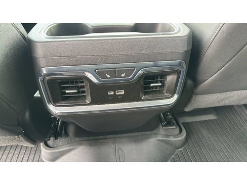 Used 2022 Chevrolet Silverado 1500 LTZ AWD/4WD image 21