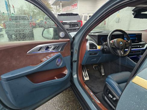 Used 2023 BMW XM image 20