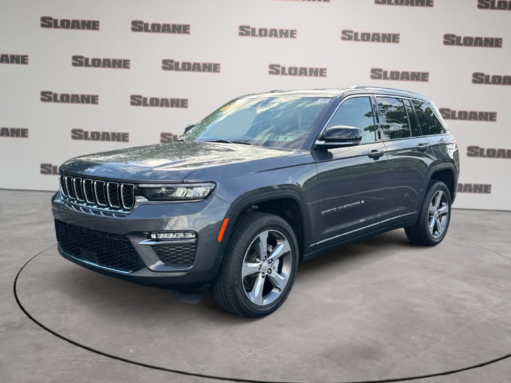 Used 2022 Jeep Grand Cherokee Limited AWD/4WD image 1