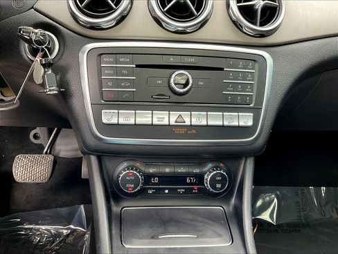 Used 2019 Mercedes-Benz GLA 250 4MATIC image 15