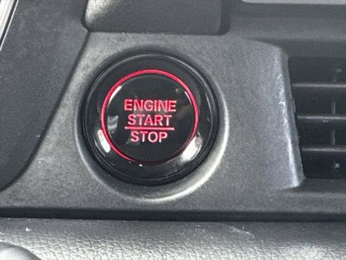 Used 2024 Honda Pilot EX-L image 25