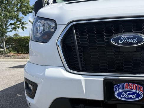 Used 2025 Ford Transit 350 XLT RWD image 9
