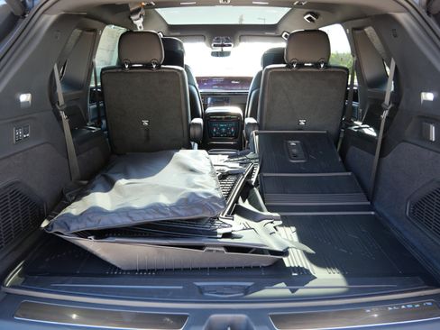 New 2026 Cadillac Escalade IQ Luxury 1 w/ LPO, Floor Liner Package image 16