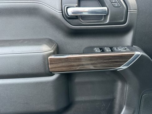 Used 2019 Chevrolet Silverado 1500 LT w/ All-Star Edition image 10