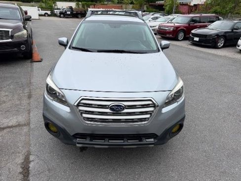 Used 2016 Subaru Outback 2.5i Limited AWD/4WD image 9