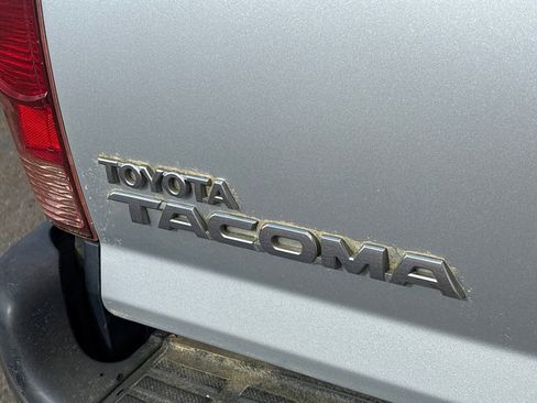 Used 2006 Toyota Tacoma PreRunner image 24