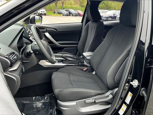 Used 2023 Mitsubishi Eclipse Cross LE AWD/4WD image 8