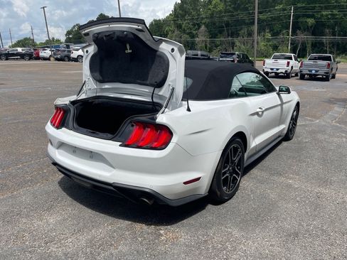 Used 2020 Ford Mustang Premium RWD image 23