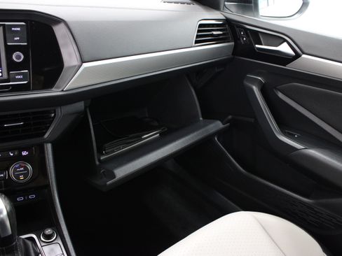Used 2020 Volkswagen Jetta R-Line w/ R-Line Cold Weather Package FWD image 23