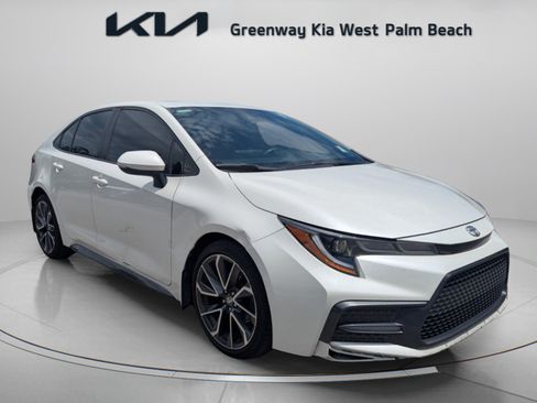 Used 2020 Toyota Corolla XSE FWD image 1