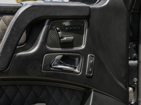 Used 2017 Mercedes-Benz G 550 Squared image 87