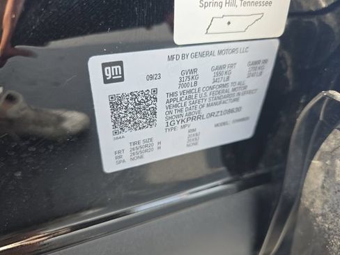Certified 2024 Cadillac Lyriq Luxury AWD/4WD image 38