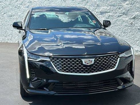 New 2025 Cadillac CT4 Luxury image 8