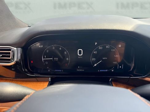 Used 2022 Jeep Grand Wagoneer Series III AWD/4WD image 22