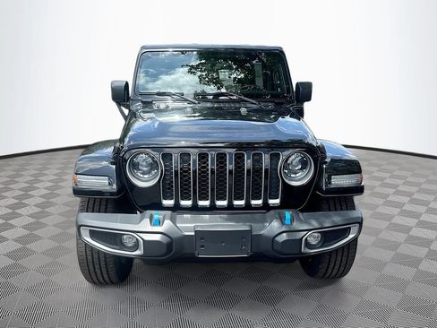 Used 2023 Jeep Wrangler Unlimited Sahara w/ Cold Weather Group AWD/4WD image 2