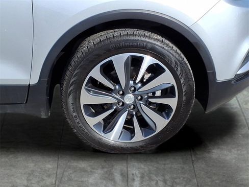 Used 2022 Buick Encore Preferred w/ Safety Package image 6