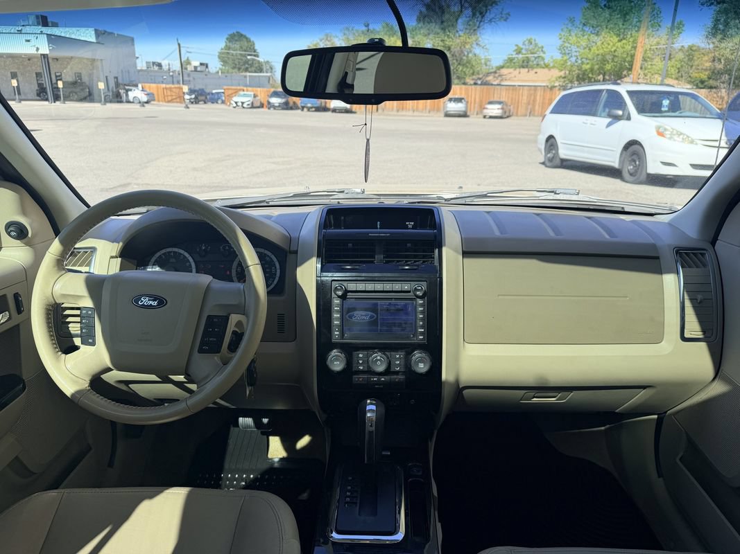 Used 2011 Ford Escape Limited w/ 302A Rapid Spec Order Code AWD/4WD image 18