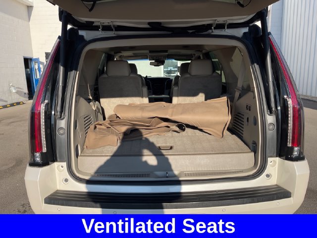 Used 2015 Cadillac Escalade Premium AWD/4WD image 22