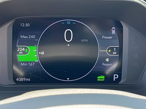 Used 2023 Chevrolet Bolt EUV LT w/ Comfort Package image 14