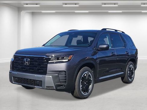 New 2026 Honda Pilot Touring image 5