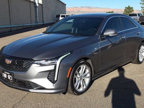 Used 2020 Cadillac CT4 Luxury RWD image 5