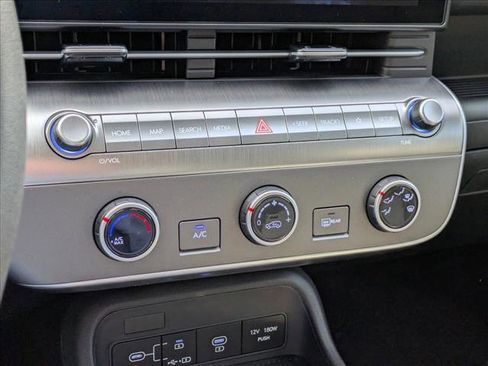 New 2026 Hyundai Kona SE image 15